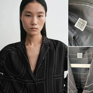 NWOT Monogram silk pj top Toteme Black